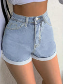 Shorts Jeans Feminino Cintura Alta – Bordado de Chamas e Bainha Enrolada - Rosence