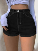 Shorts Jeans Feminino Cintura Alta – Bordado de Chamas e Bainha Enrolada - Rosence